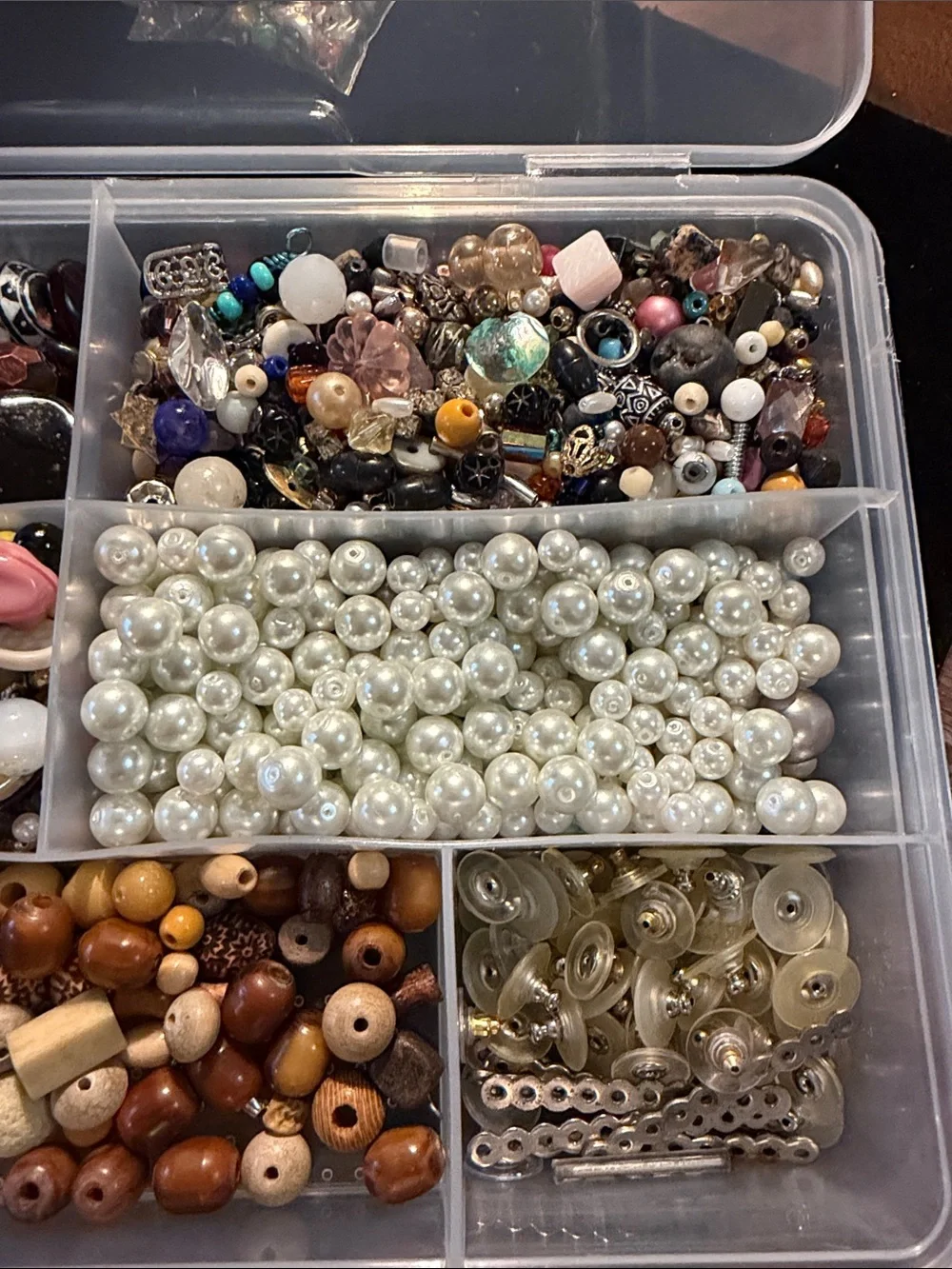 Bead & Jewelry Organizer Box – Clear Storage with Pearl and Wood Beads Seed bead
